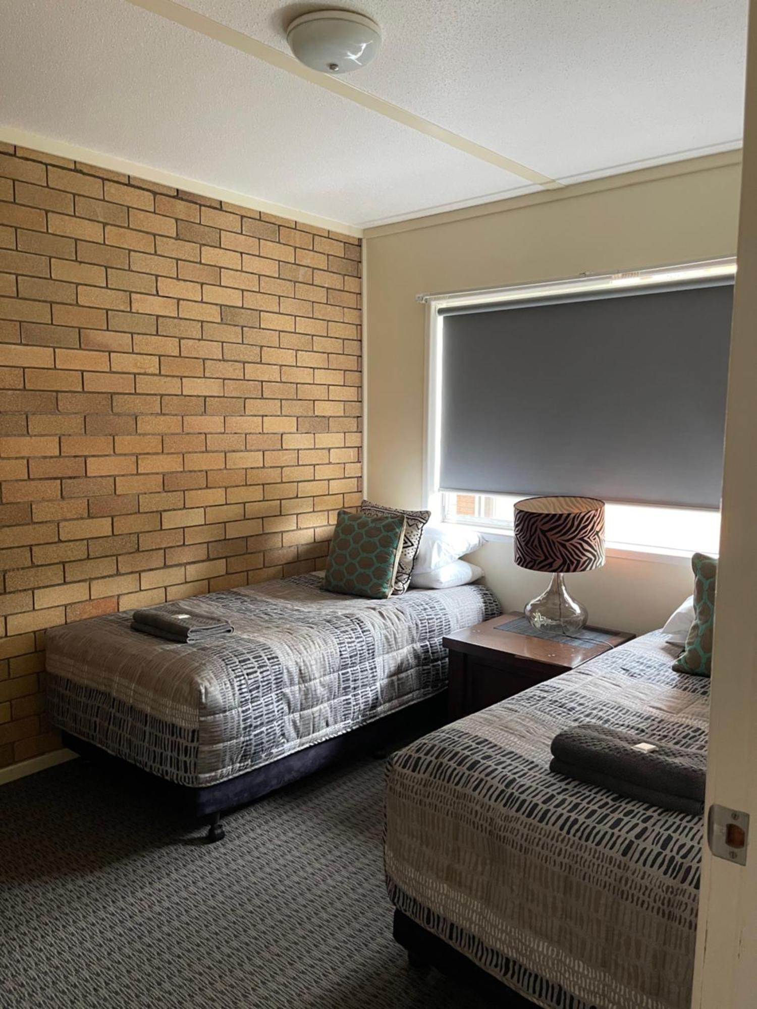 Westwood Motor Inn Armidale Buitenkant foto
