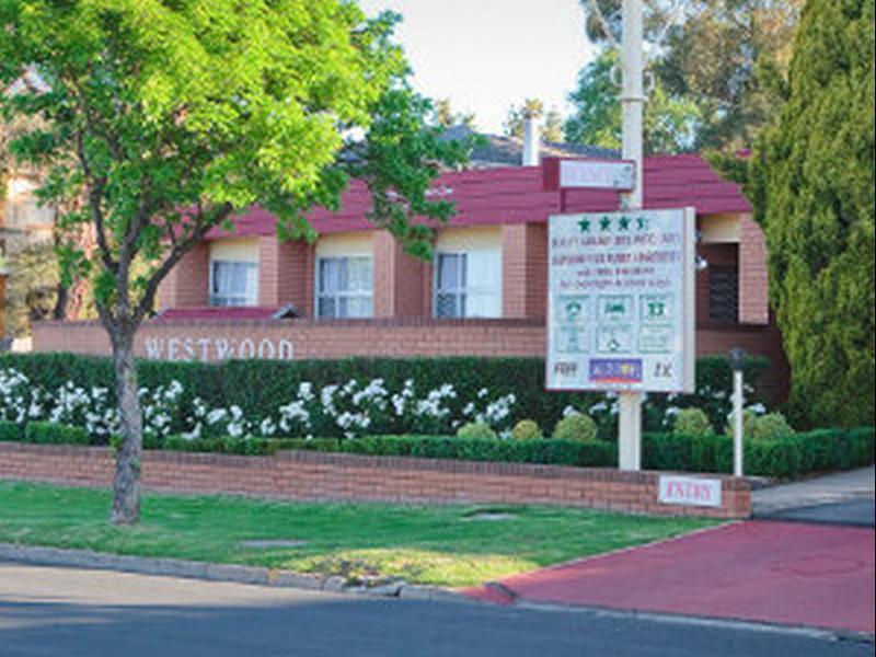 Westwood Motor Inn Armidale Buitenkant foto