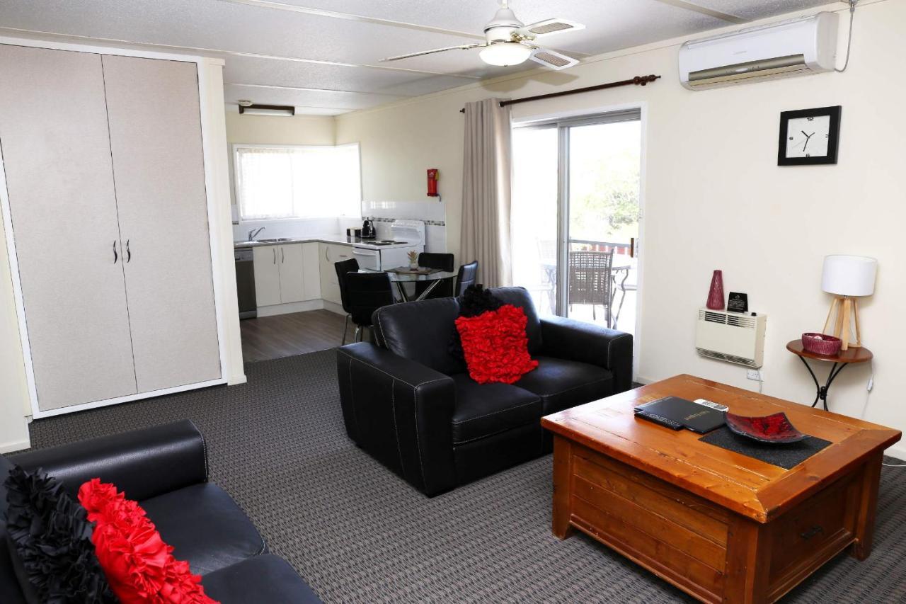 Westwood Motor Inn Armidale Buitenkant foto